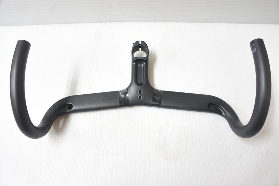 ▽▽美品 ジャイアント GIANT CONTACT SLR 0 AERO カーボン 一体型