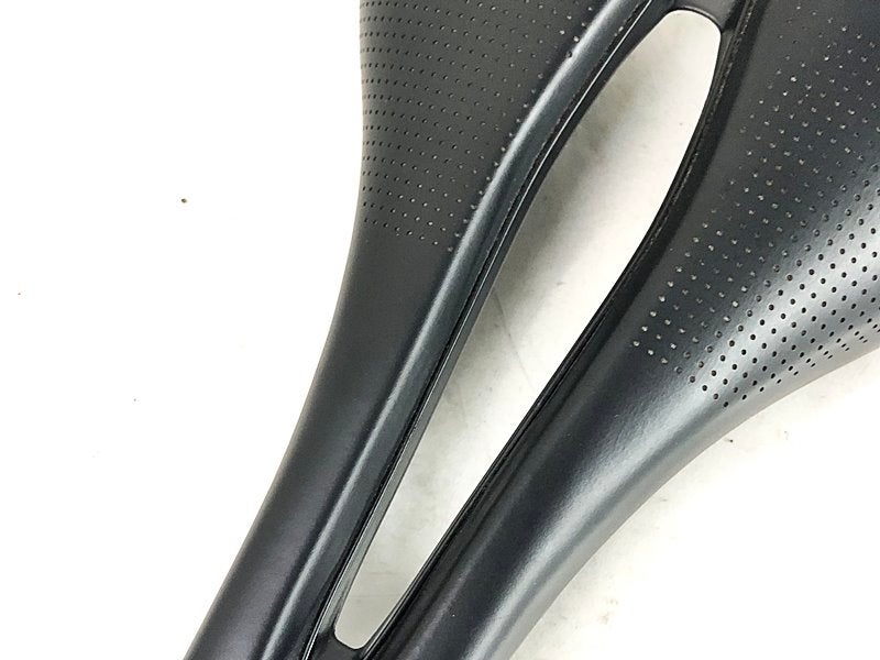 スペシャライズド SPECIALIZED ローミン エヴォ ROMIN EVO サドル
