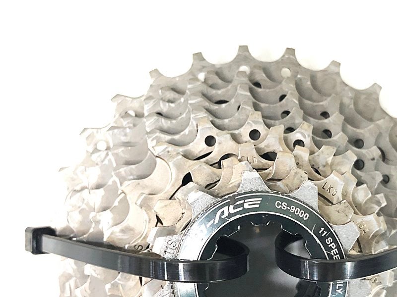 送料込み！デュラエース CS-9000 11-28T 走行極少 雨天未使用 シマノ SHIMANO デュラエース DURA-ACE CS-9000 11-28T スプロケット 〇