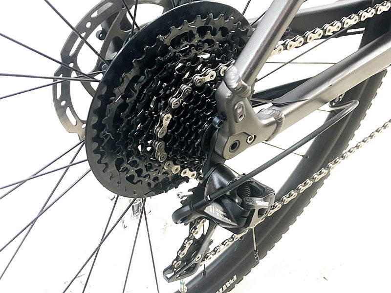 スペシャライズド SPECIALIZED シラス SIRRUS X4.0 SRAM NX 油圧DISC