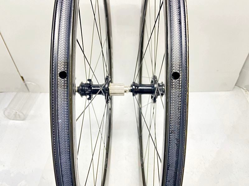 フルクラム FULCRUM レーシングクアトロ RACING QUATTRO CARBON DB C17