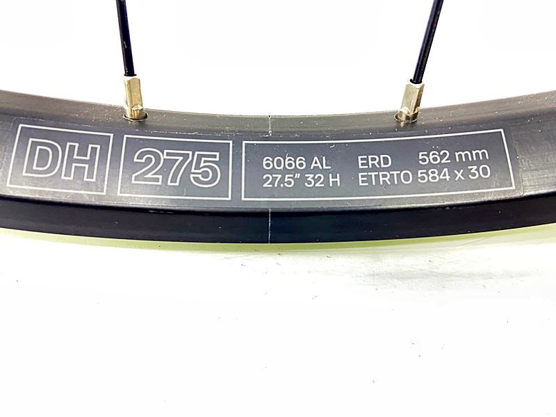 イーサーティーン e-thirteen/NOVATEC グラップラー Grappler 27.5
