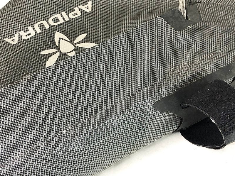 アピデュラ APIDURA エクスペディション フレームバッグ EXPEDITION