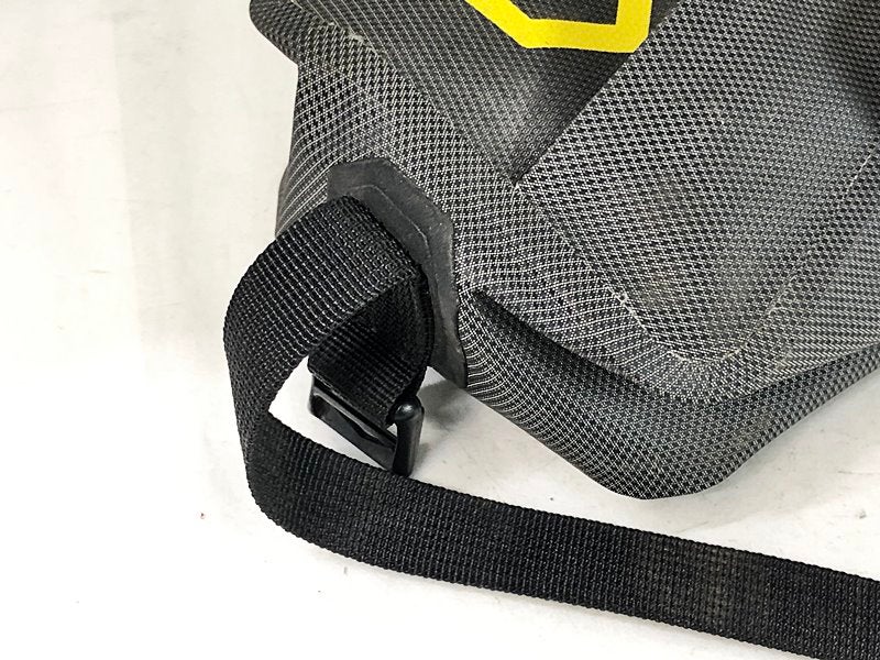 アピデュラ APIDURA エクスペディション フレームバッグ EXPEDITION