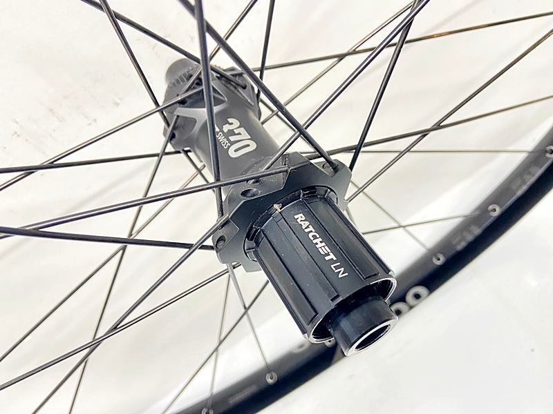 美品 DTスイス DT SWISS M1900 SPLINE リアホイールのみ シマノフリー