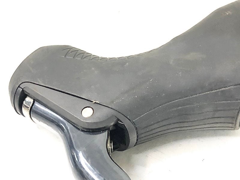 シマノ SHIMANO アルテグラ Di2 右のみ ULTEGRA Di2 ST-8070-R 電動Di2