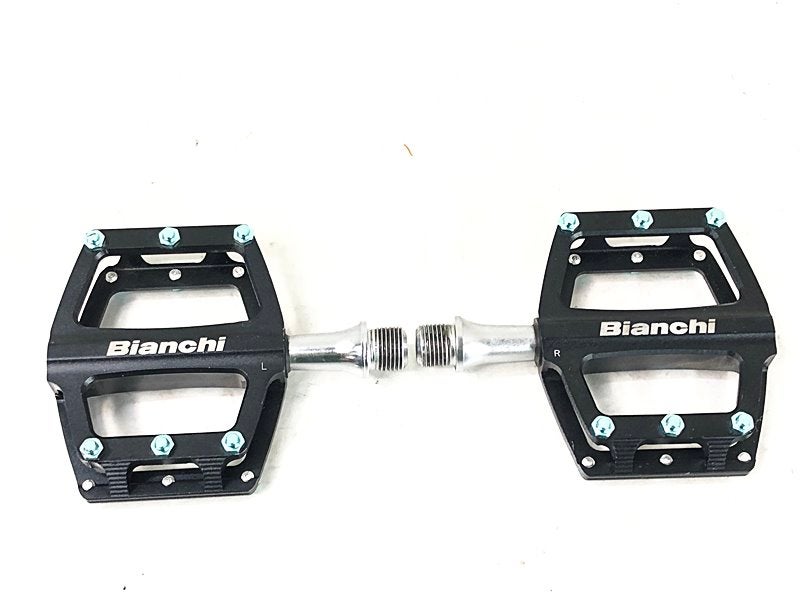 (匿名配送) ビアンキ　Bianchi ウェルゴペダル　ペダル Bianchi（ビアンキ）2WAYペダルフラット/ビンディングペダル 送料無料