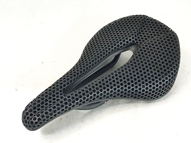 ティーエヌアイ TNI ライトフライ 3D LITFLY 3D サドル カーボン