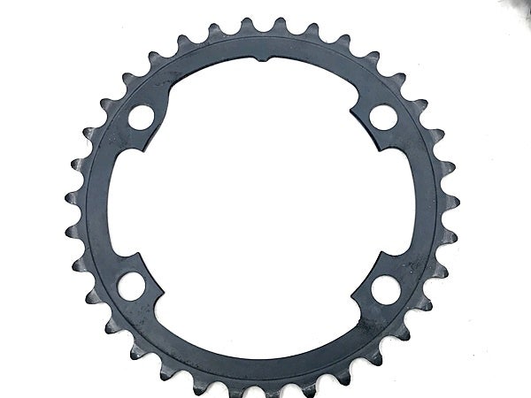 cpj-26051777-pa-003101140_8.jpg