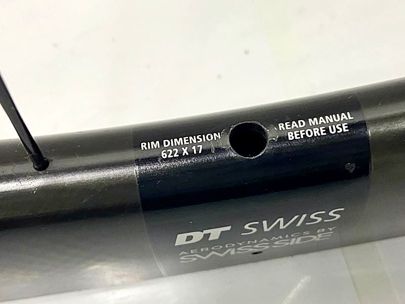 DT SWISS フロント：ARC 1100 DICUT DB リア：ERC 1100 DICUT DB