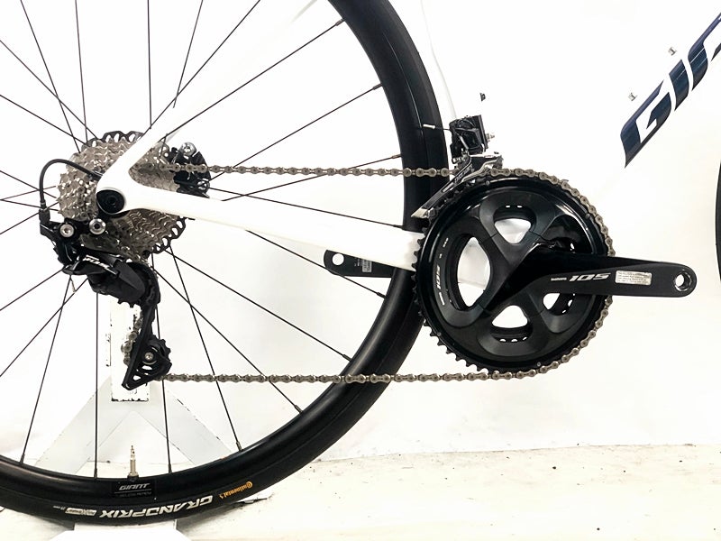 ジャイアント GIANT TCRアドバンスド2 TCR ADVANCED 2 DISC SE 105