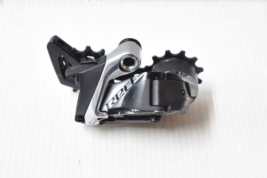 SRAM FORCE etap AXS D1 リアディレイラー　バッテリー無 ▽▽スラム SRAM RED eTap AXS 12速 RD-RED-E-D1 リアディレイラー