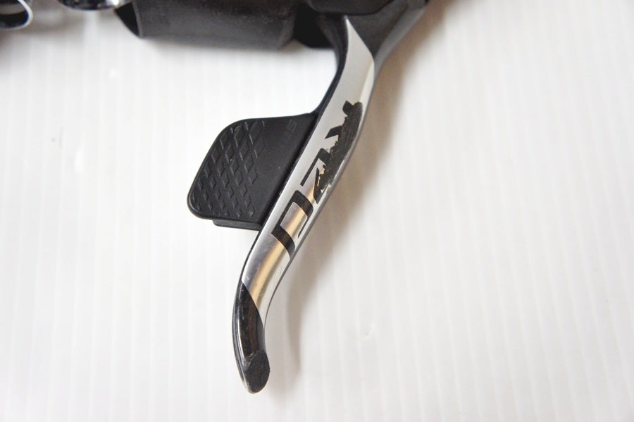 ▽▽SRAM RED eTap AXS シフトレバー＋油圧DISC ブレーキキャリパー