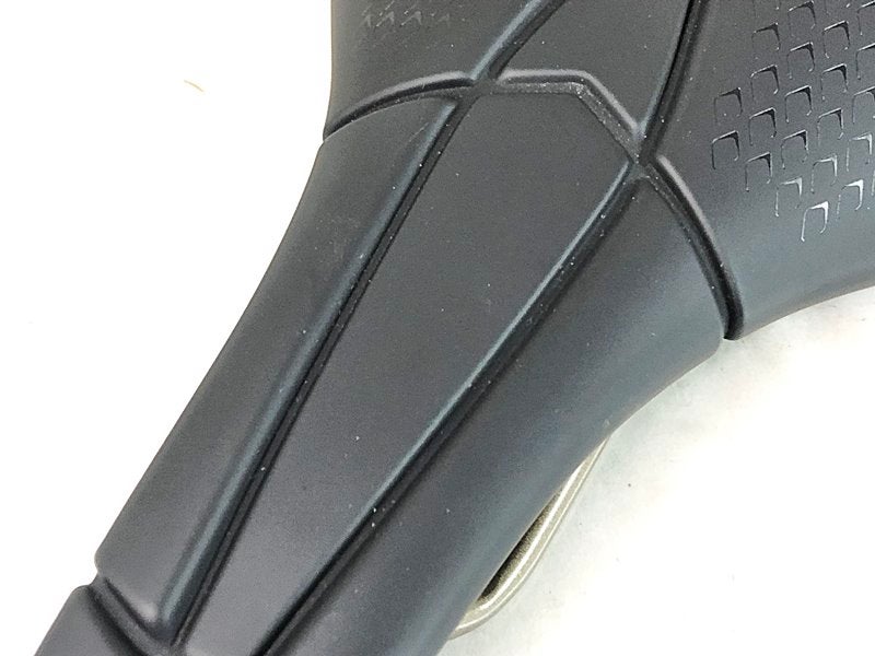 プロロゴ PROLOGO スクラッチ M5 タイロックス SCRATCH M5 TIROX サドル
