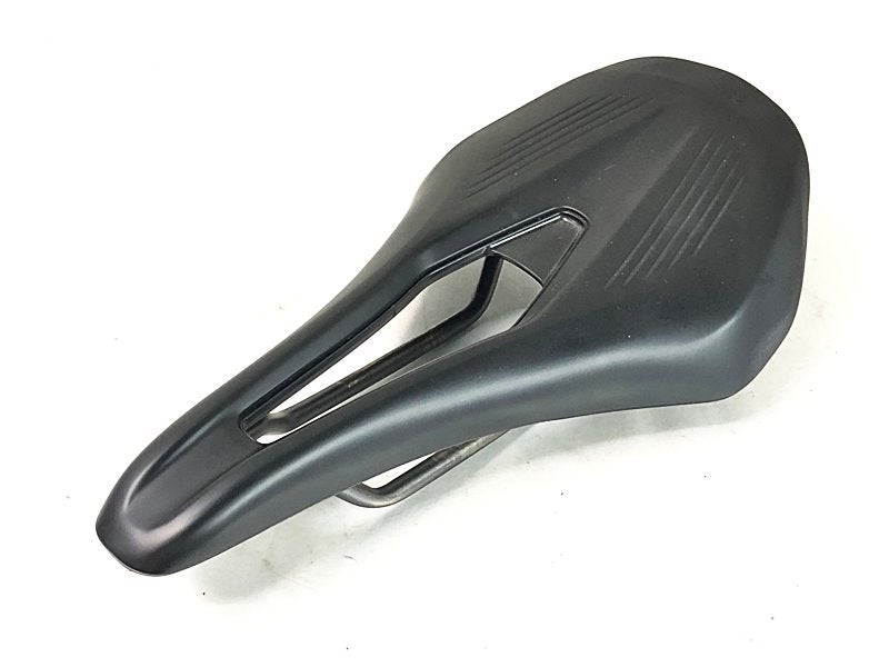 フィジーク FIZIK アルゴ ヴェント R3 ARGO VENTO R3 サドル