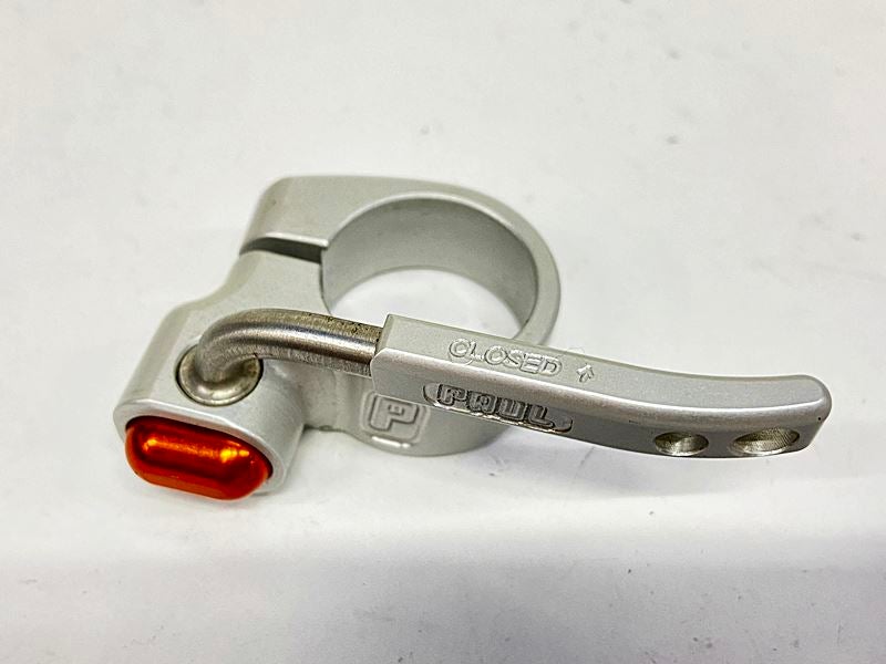 ポール PAUL シートクランプ 30.0mm シルバー