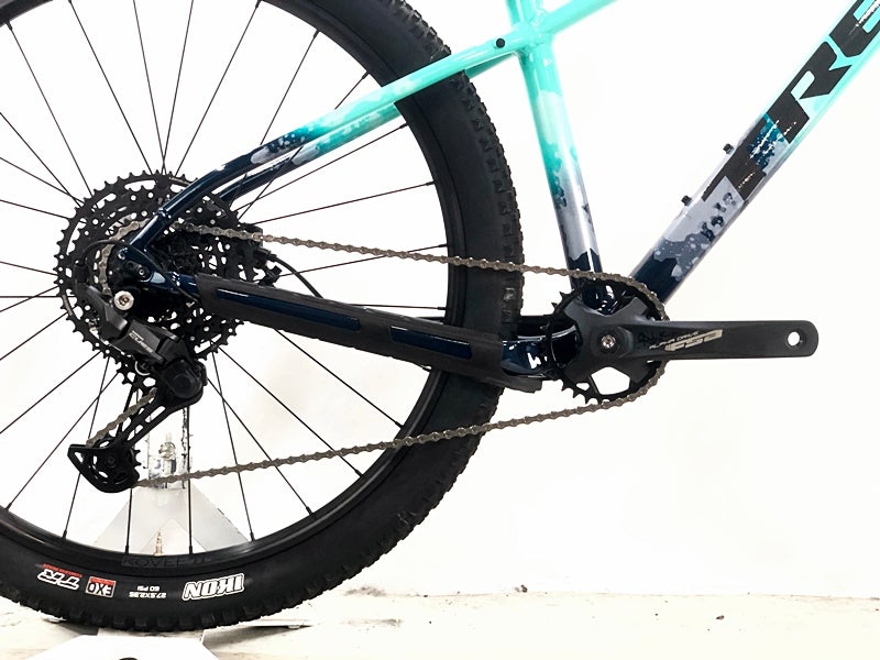 超美品 トレック TREK MARLIN 6 GEN 3 202425年 CUES 27.5 マウンテン