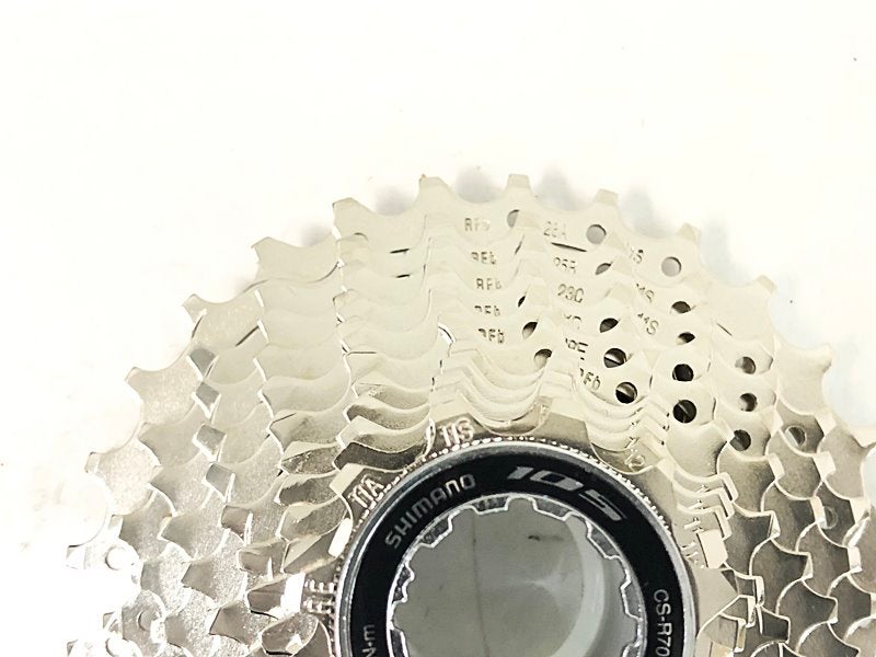 未使用品 シマノ SHIMANO 105 CS-R7000 11-28T スプロケット 〇