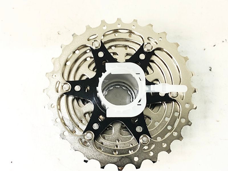 未使用品 シマノ SHIMANO 105 CS-R7000 11-28T スプロケット 〇