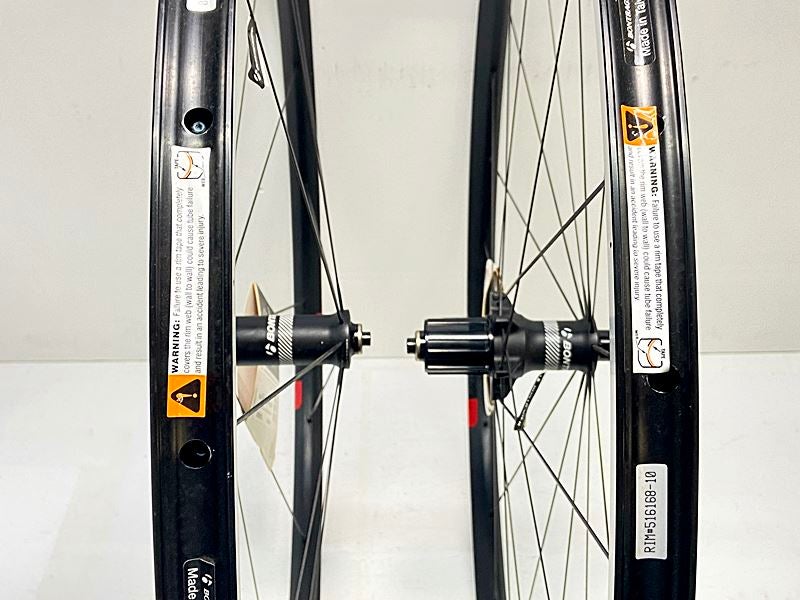 美品 ボントレガー BONTRAGER PARADIGM ELITE TLR ホイールセット
