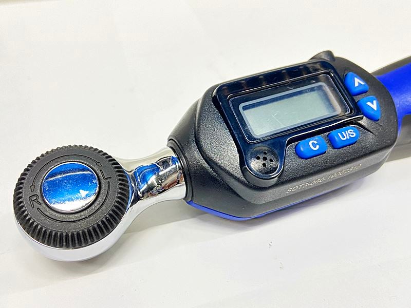 SK11 デジタルトルクレンチ SDT3-060 差込角 9.5mm SK11 デジタルトルクレンチ SDT3-060 差込角 9.5mm