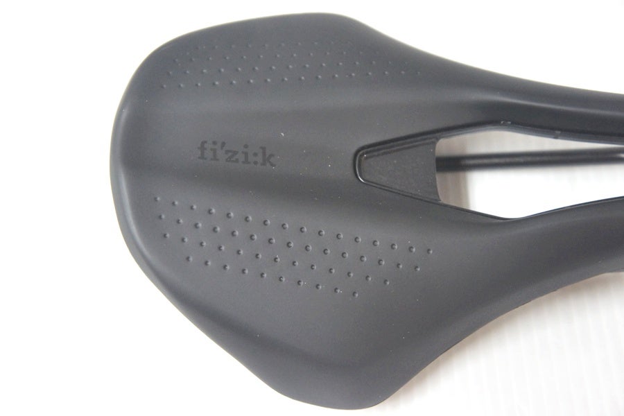 ▽▽美品 フィジーク FIZIK ARGO TEMPO R3 サドル 150mm Kiumレール