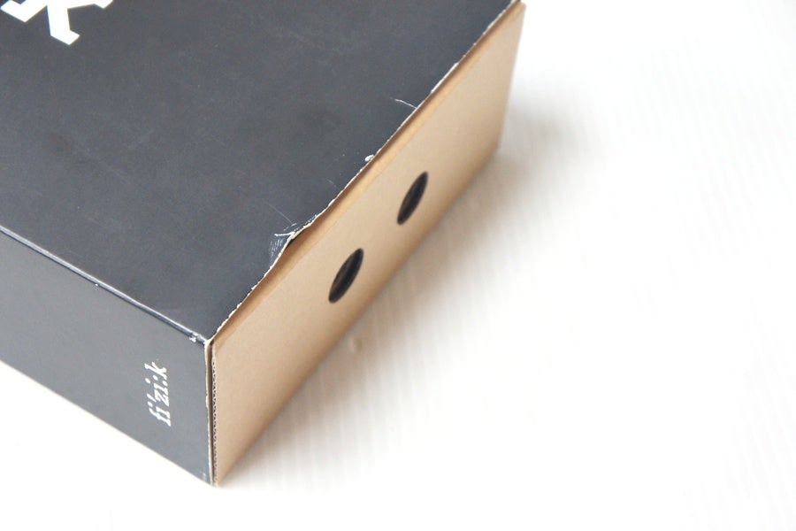 ▽▽美品 フィジーク FIZIK ARGO TEMPO R3 サドル 150mm Kiumレール