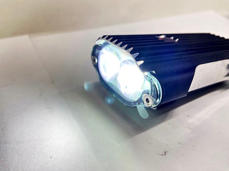 レザイン LEZYNE メガドライブ MEGA DRIVE LED フロントライト