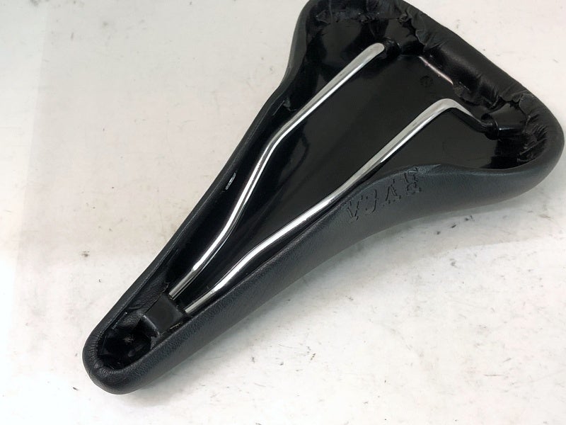 チネリ CINELLI バリー・マギー ウニカ二トールサドル UNICANITOR