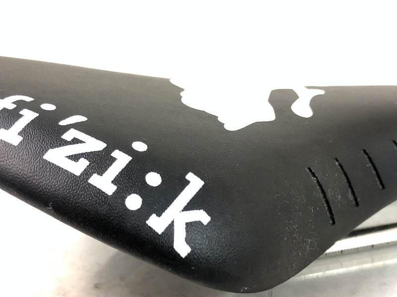 フィジーク FIZIK アンタレス R3 ANTARES R3 サドル