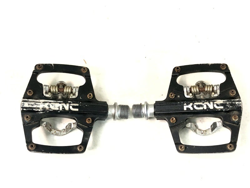 ケーシーエヌシー KCNC SPD/フラットペダル CLIPLESS PLATFORM PEDAL