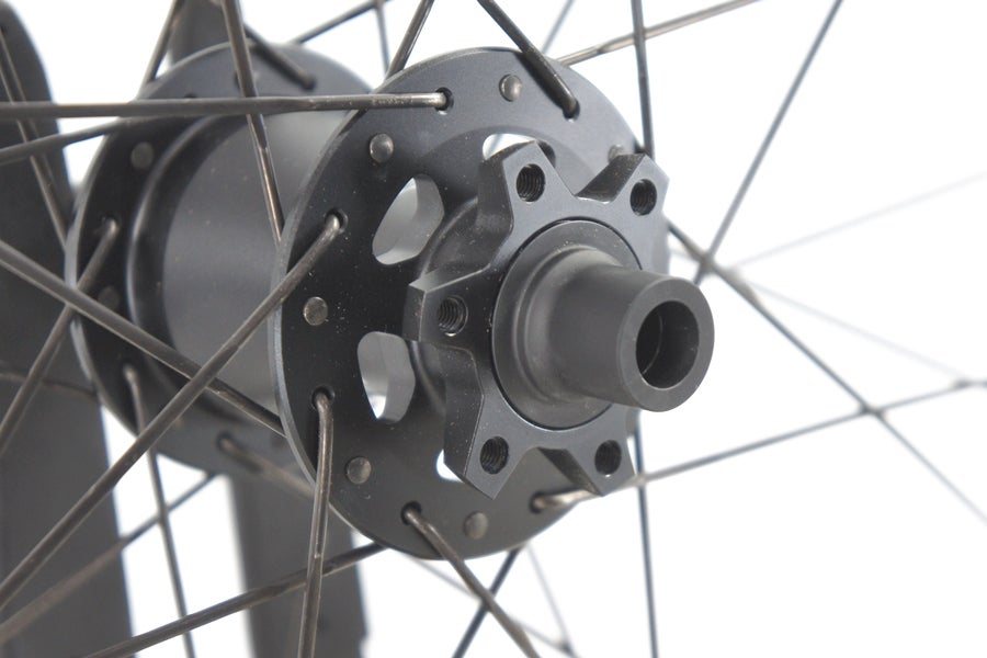 ◇◇未使用 ジップ ZIPP 3ZERO MOTO カーボン チューブレス ホイール