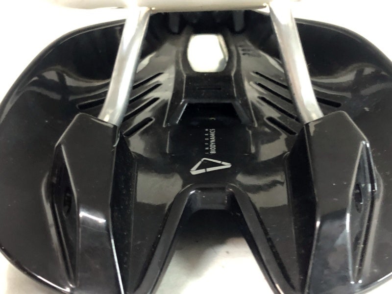 未使用品 ボントレガー BONTRAGER ヒロ コンプ HILO COMP SADDLE サドル