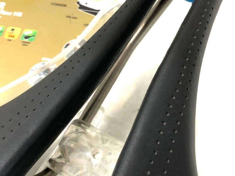未使用品 セラ イタリア SELLE ITALIA SLR スーパーフロー SLR SUPER