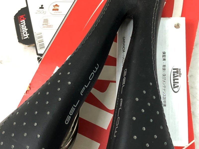 未使用品 セラ イタリア SELLE ITALIA SLR マックス ゲルフロー SLR
