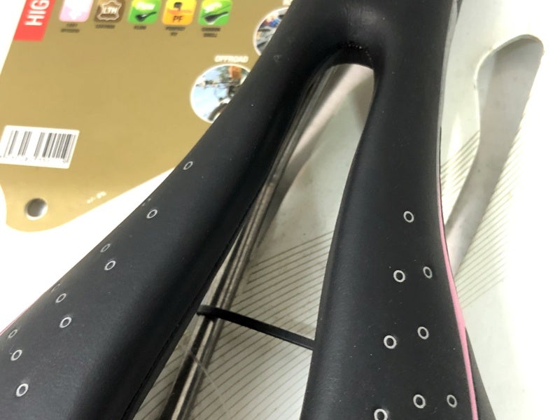 未使用品 セラ イタリア SELLE ITALIA SLR レディ フロー SLR LADY