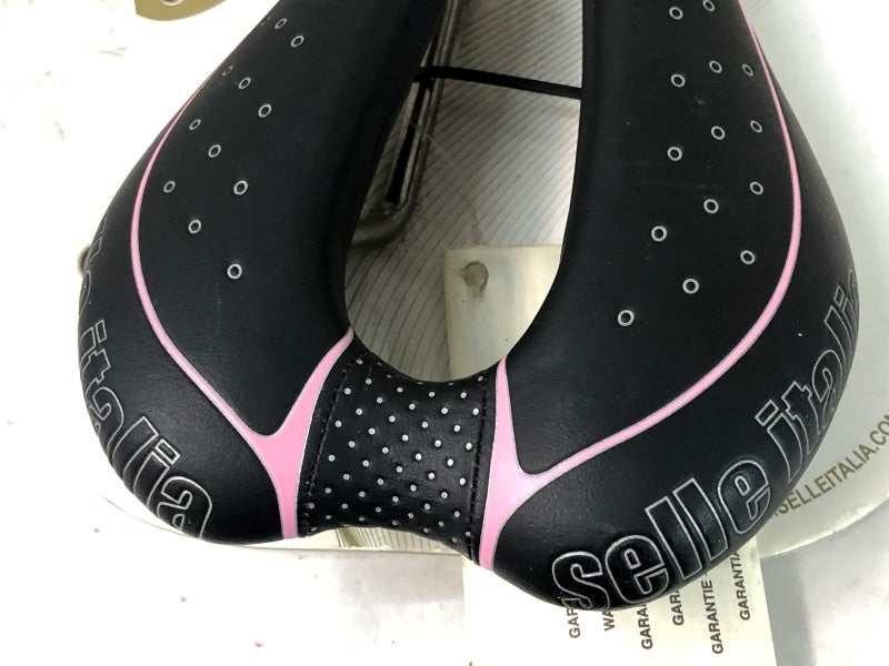未使用品 セラ イタリア SELLE ITALIA SLR レディ フロー SLR LADY