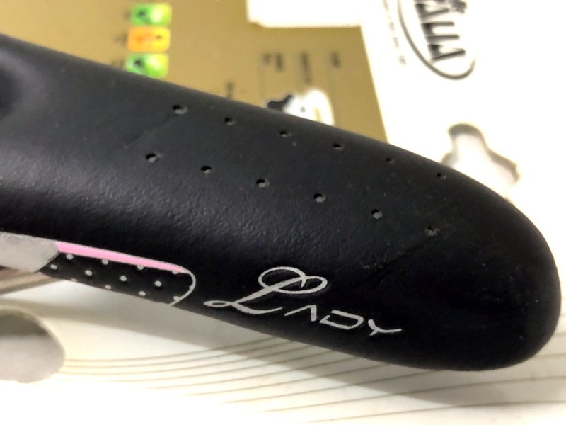 未使用品 セラ イタリア SELLE ITALIA SLR レディ フロー SLR LADY
