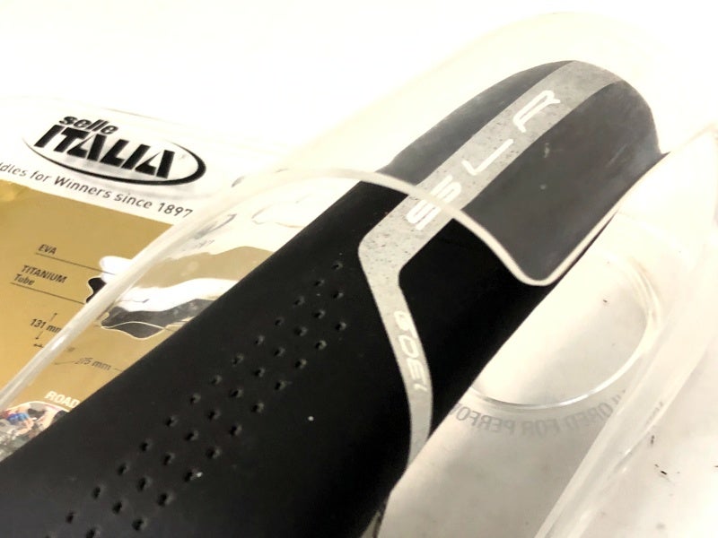 未使用品 セラ イタリア SELLE ITALIA SLR TT チタニウム SLR TT