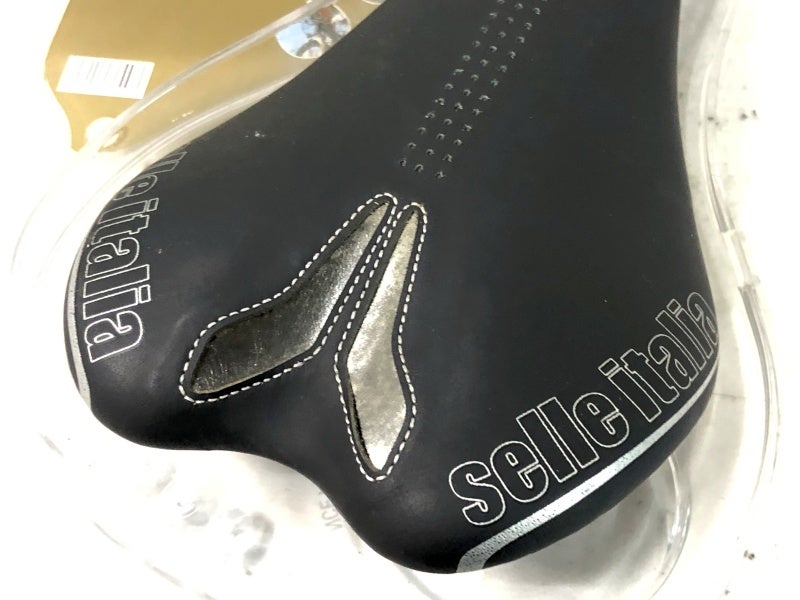 未使用品 セラ イタリア SELLE ITALIA SLR TT チタニウム SLR TT