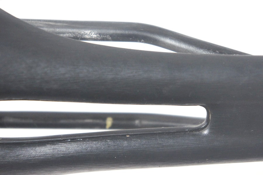 ▽▽フィジーク FIZIK VENTO ANTARES サドル 140mm カーボンレール