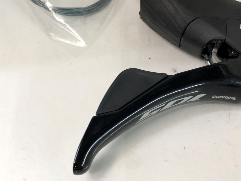 未使用品 シマノ SHIMANO 105 ST-R7120 油圧DISC 変速レバー シフト