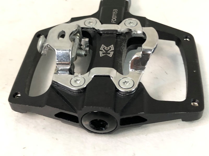 ケーシーエヌシー KCNC クリップレス プラットフォーム CLIPLESS
