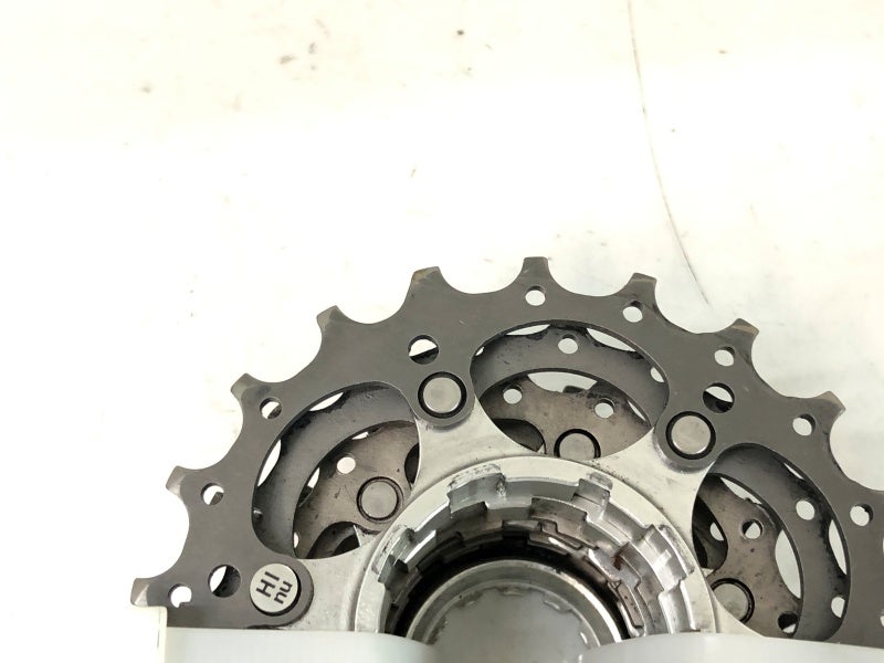 シマノ SHIMANO デュラエース DURA-ACE CS-7700 11-21T スプロケット 〇