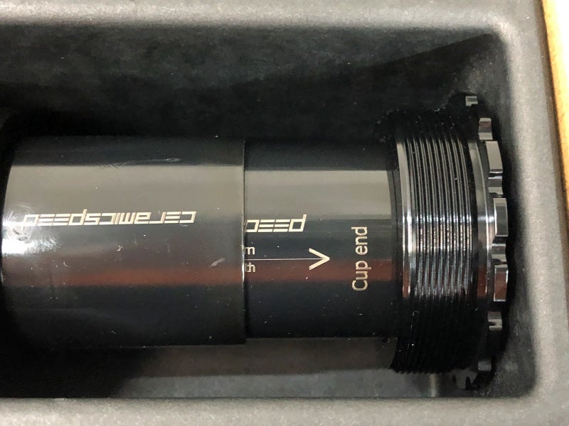未使用品 セラミックスピード CERAMICSPEED ボトムブラケット BOTTOM