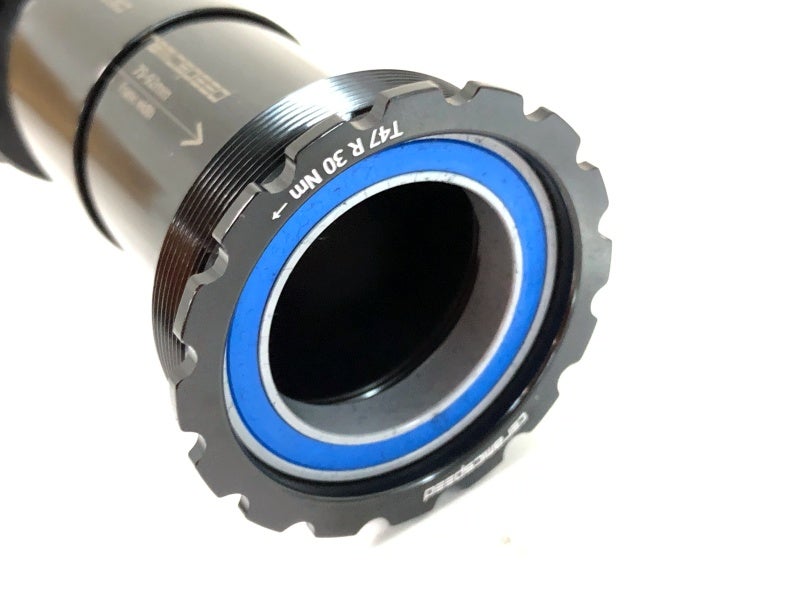 新品未使用品　CERAMICSPEED T47 BB 未使用品 セラミックスピード CERAMICSPEED ボトムブラケット BOTTOM