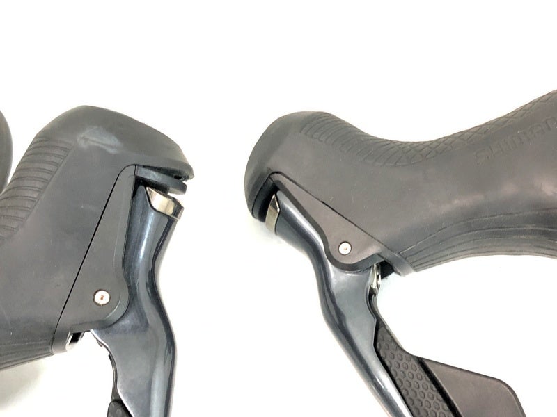 訳アリ シマノ SHIMANO ULTEGRA Di2 ST-R8070 2x11S FD-R8050 RD-R8050