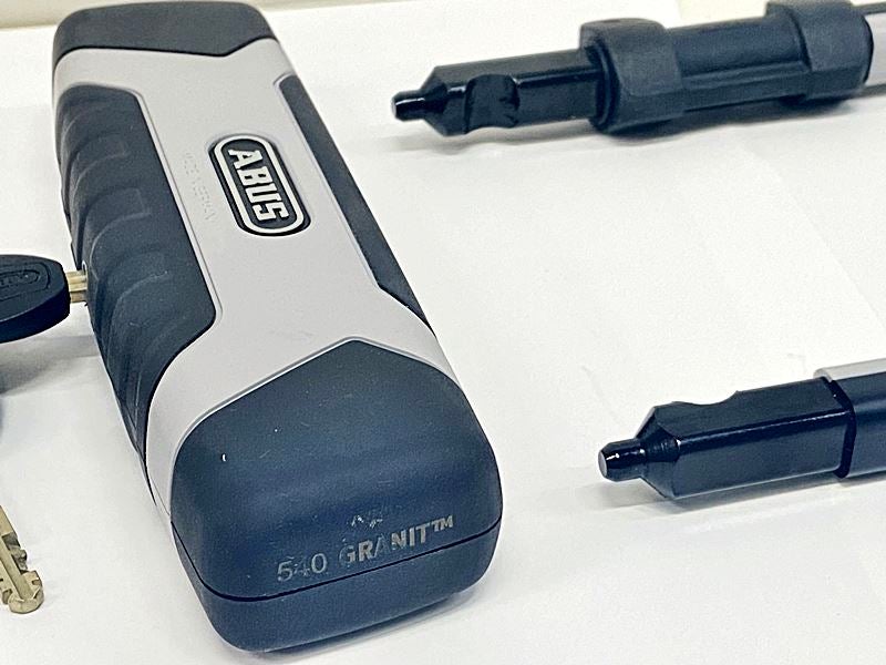 アブス ABUS グラニット GRANIT X-PLUS540 U字ロック 鍵
