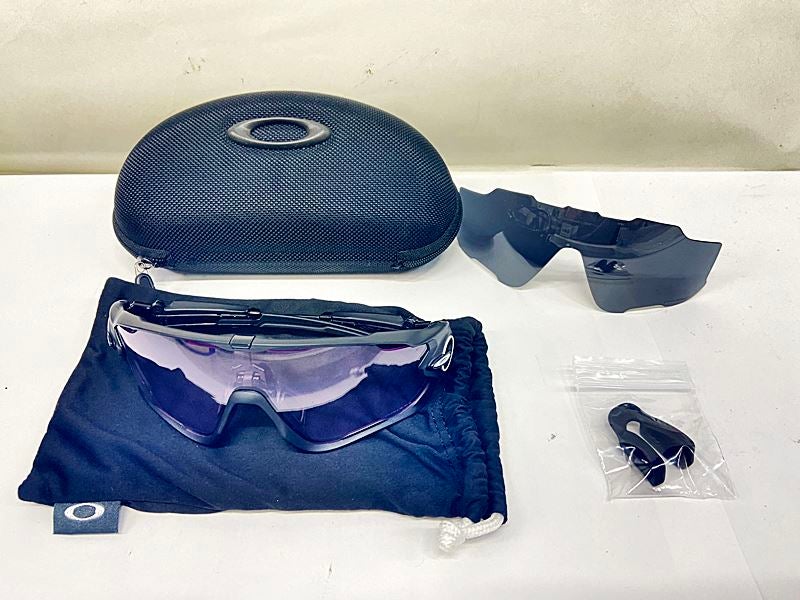 オークリー OAKLEY ジョウブレイカー JAWBREAKER サングラス
