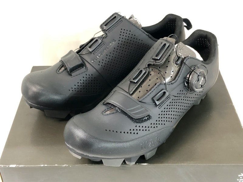 未使用品 フィジーク FIZIK SPDシューズ TERRA X5 EU40/25.7cm